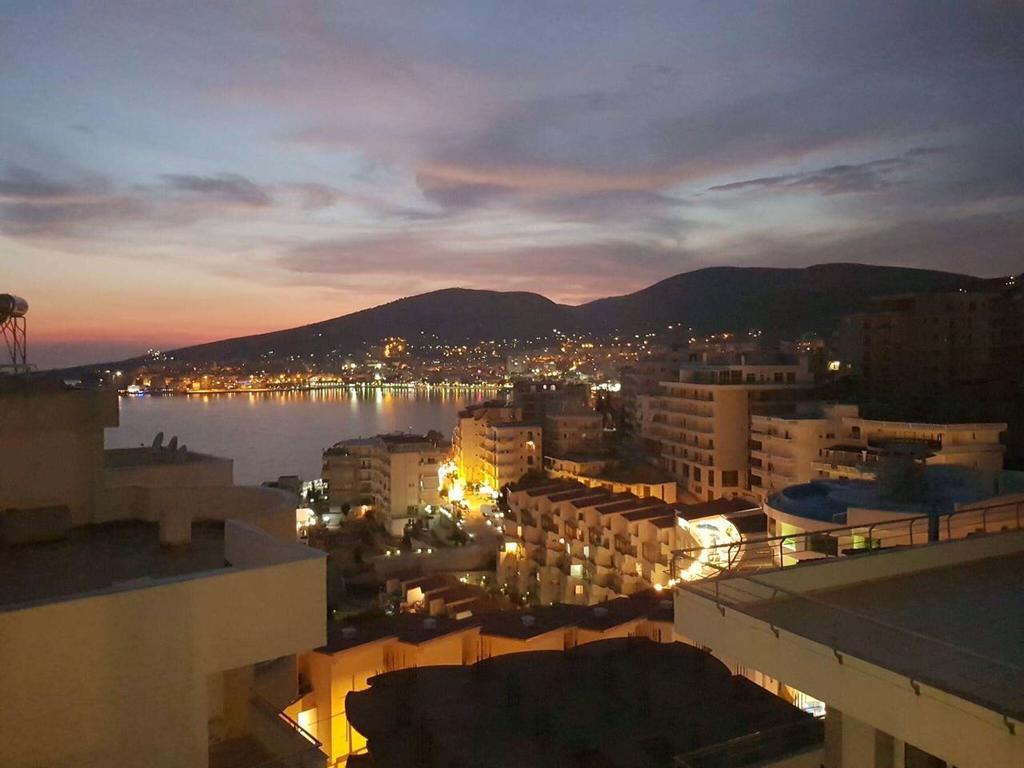 Jon'S Penthouse Apartment Sarande Exterior photo